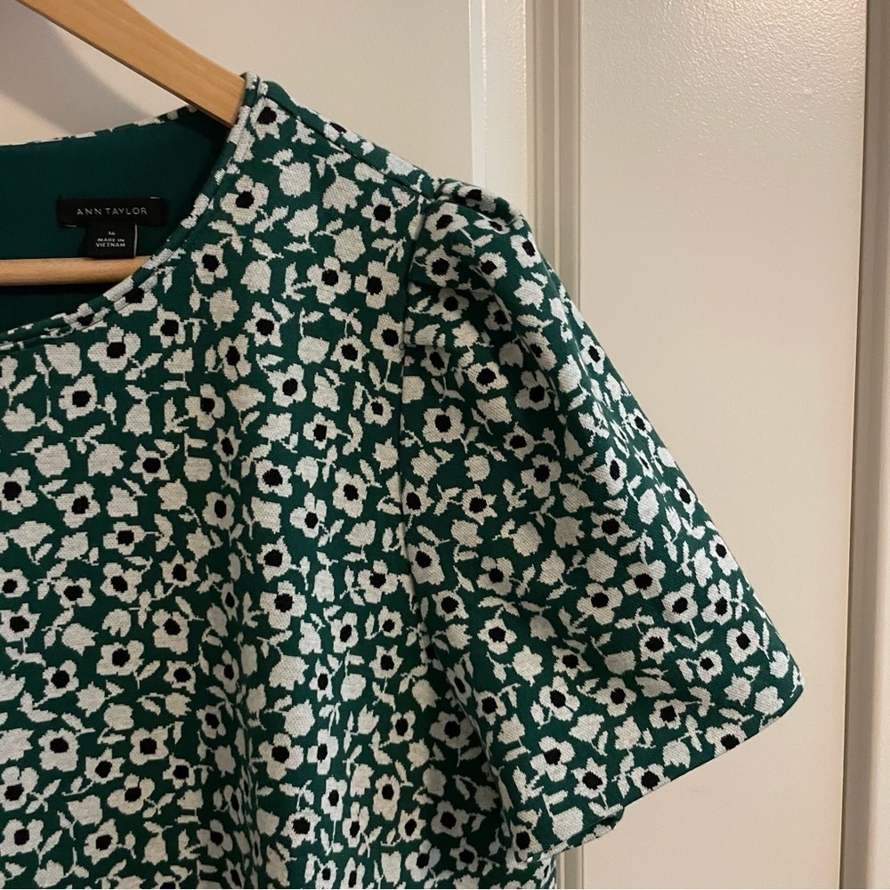NWT Ann Taylor Floral Puff Sleeve Short Sleeve Shift Dress Green Size 16 - Picture 5 of 12